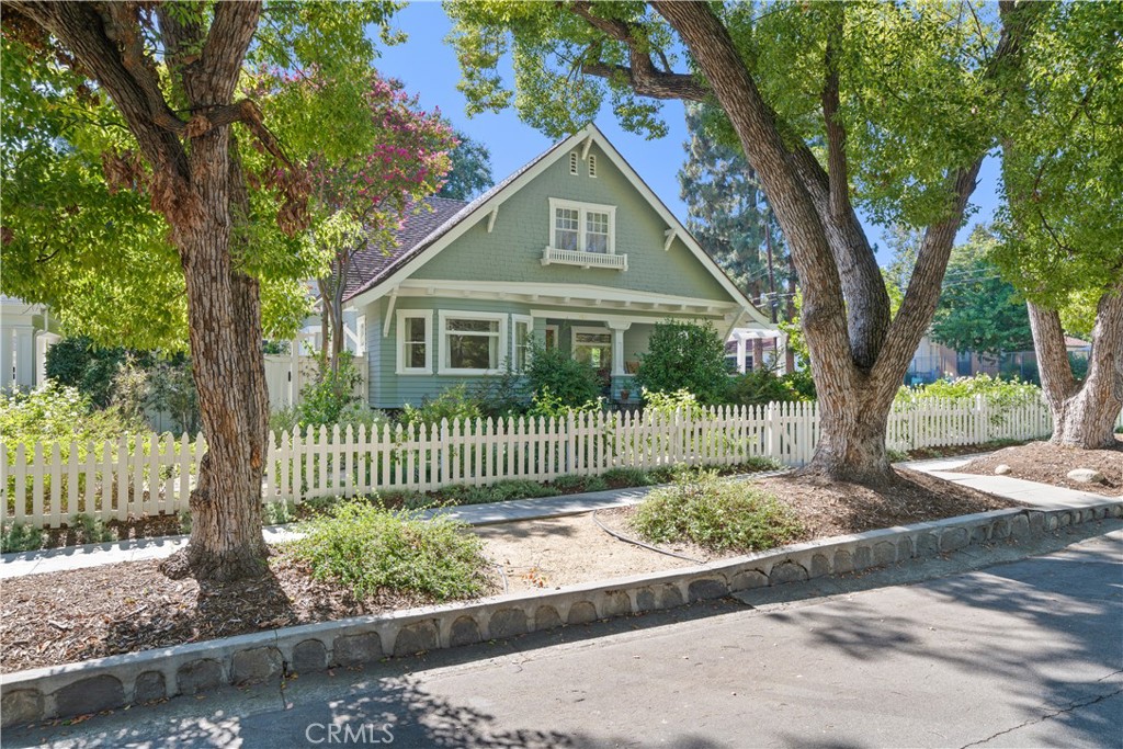 743 Harvard Avenue