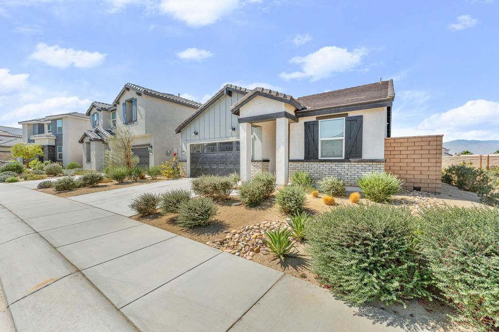 Terra Lago - Residential