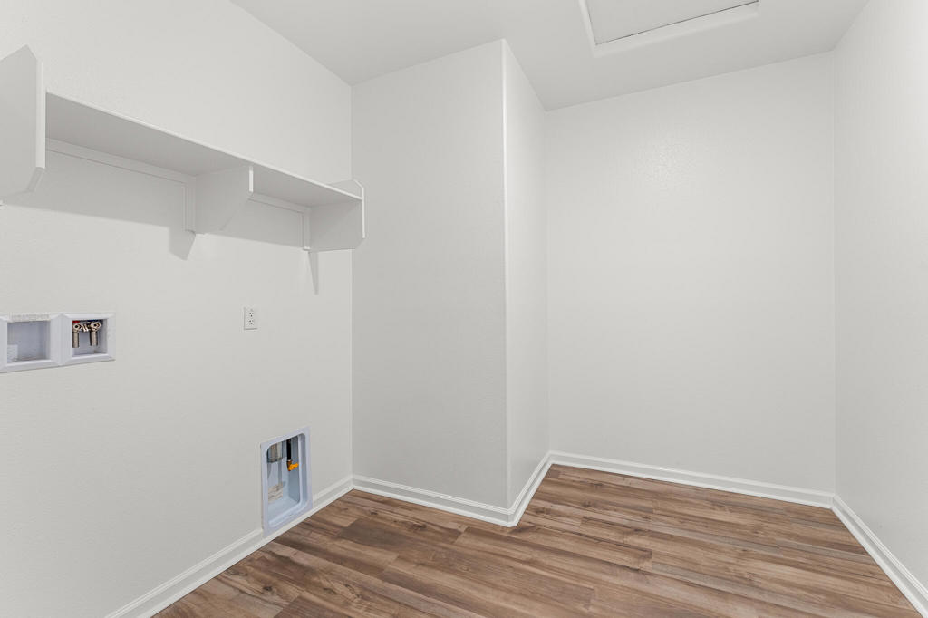 Terra Lago - Residential