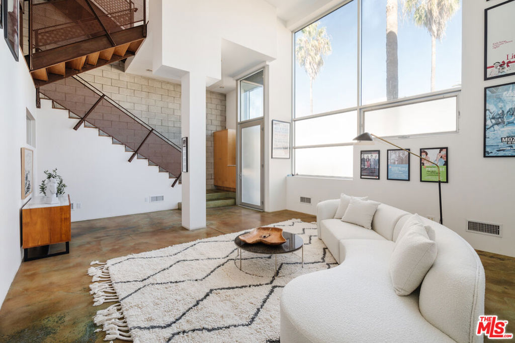 1320 Abbot Kinney Boulevard