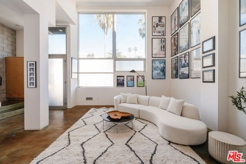 1320 Abbot Kinney Boulevard Venice CA 90291