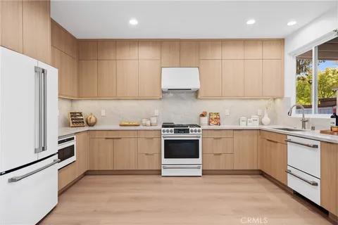 33 Winterfield Road, Irvine, CA 92602 - MLS#: OC25143247