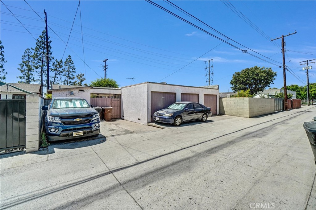 932 N Harbor Boulevard
