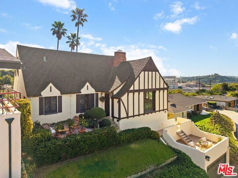 Photo of 755 Luton Drive, Glendale, CA 91206 (MLS # 26662541)