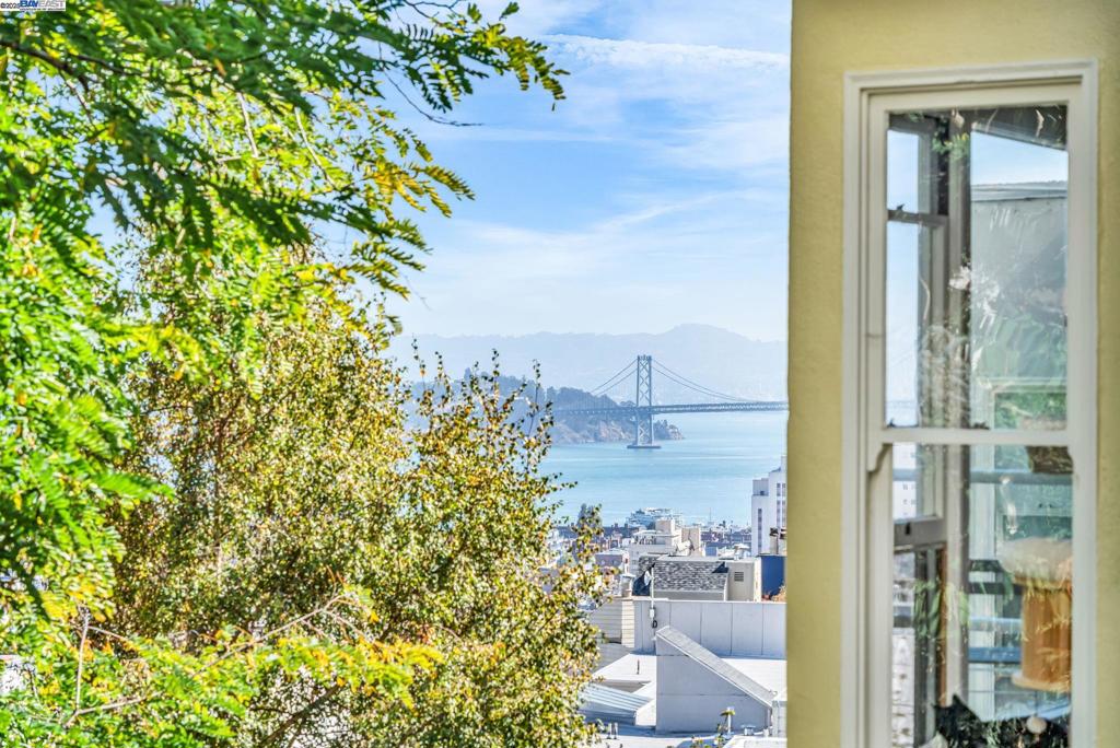 NOB HILL - Residential