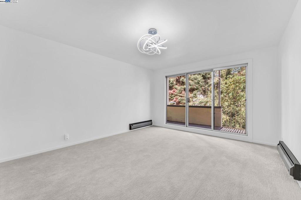 NOB HILL - Residential