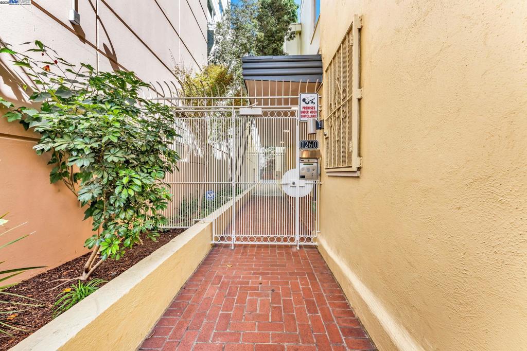 NOB HILL - Residential