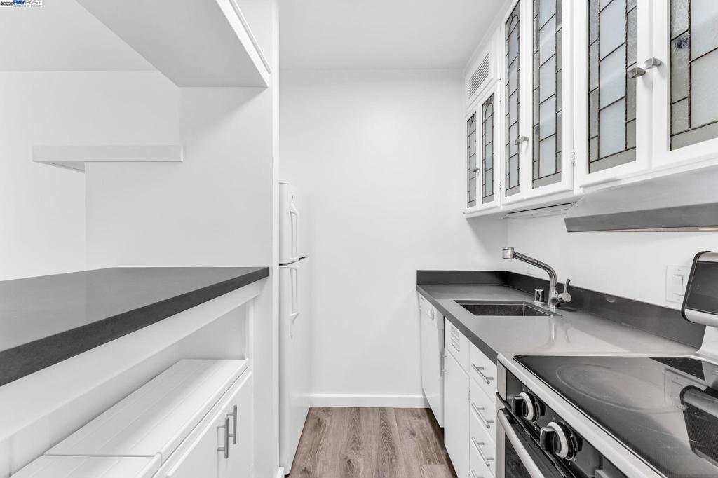 NOB HILL - Residential