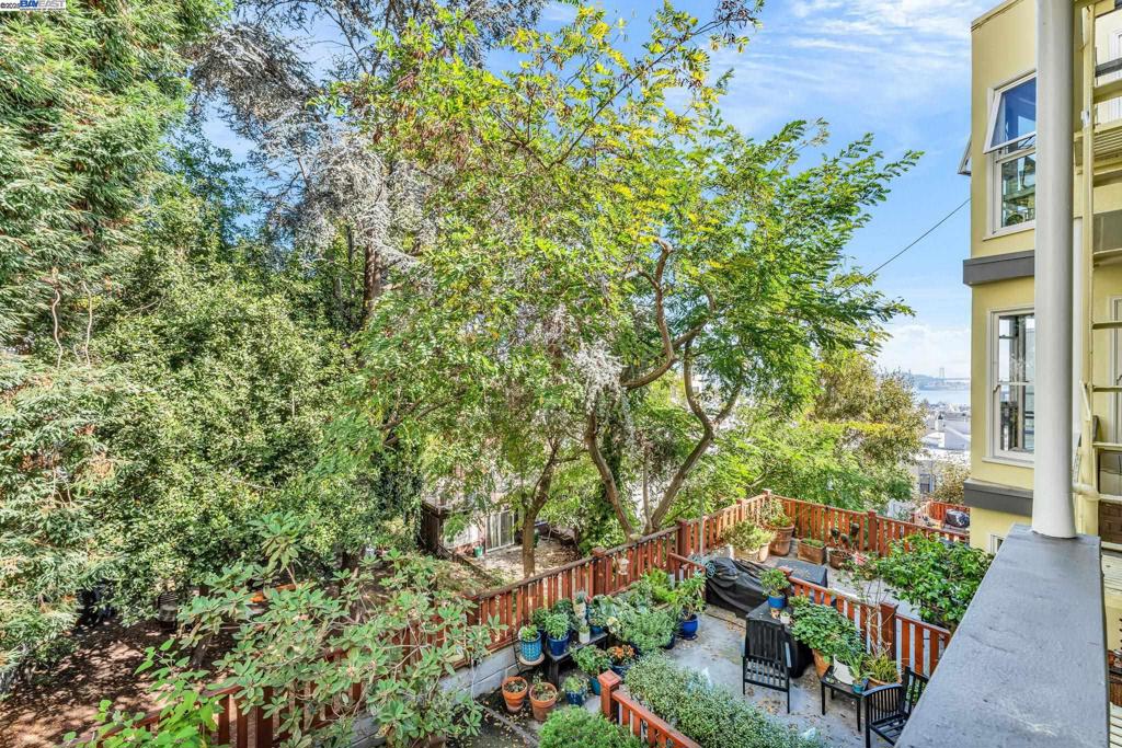 NOB HILL - Residential