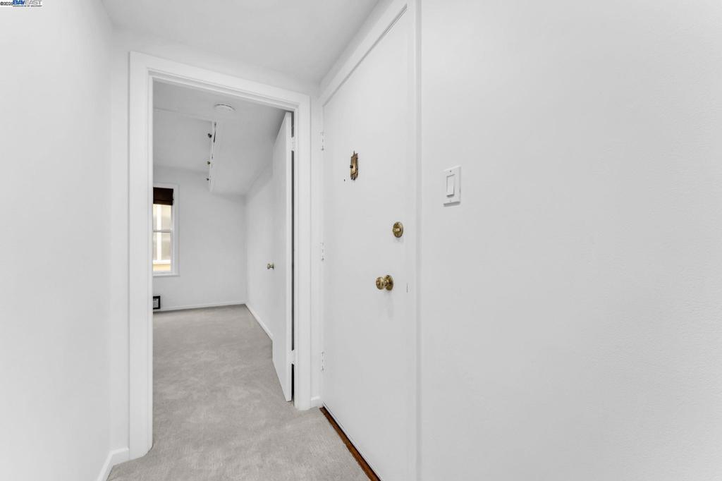 NOB HILL - Residential