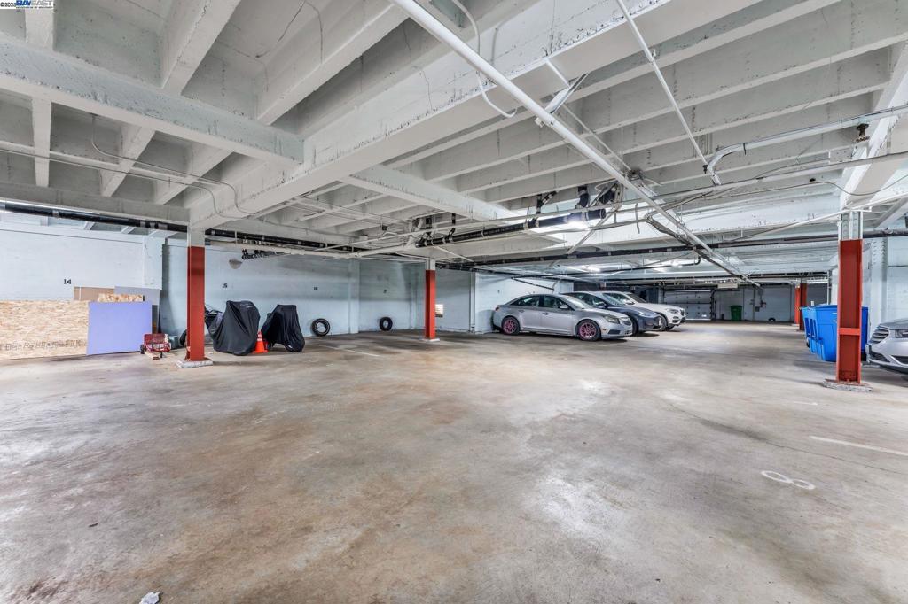 NOB HILL - Residential