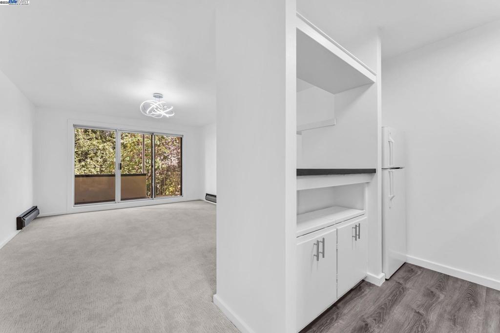 NOB HILL - Residential