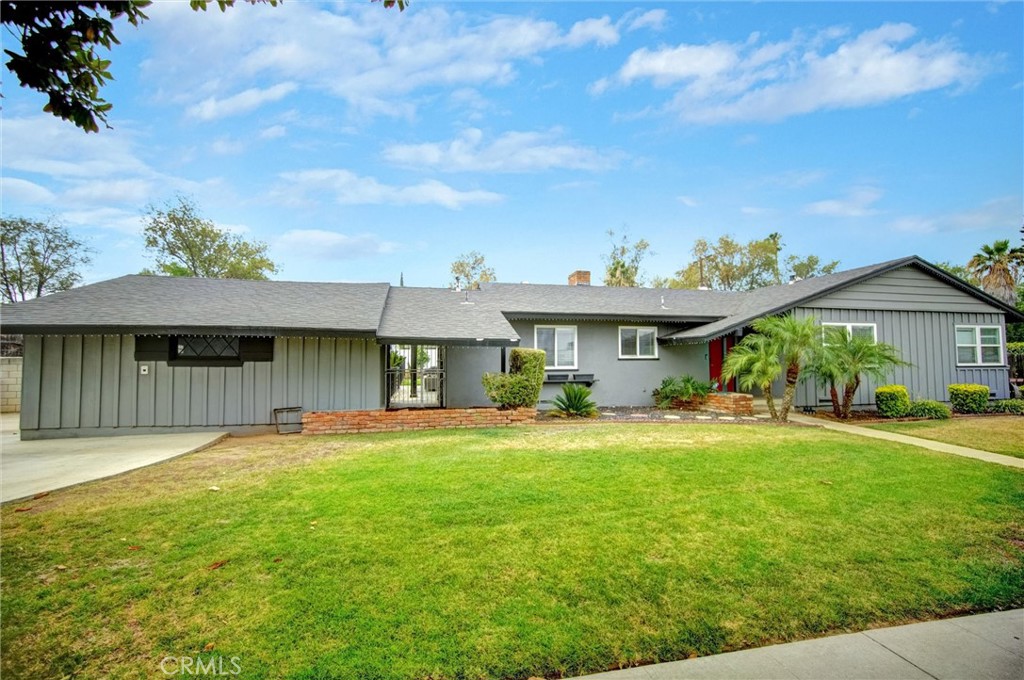 2424 Central Avenue