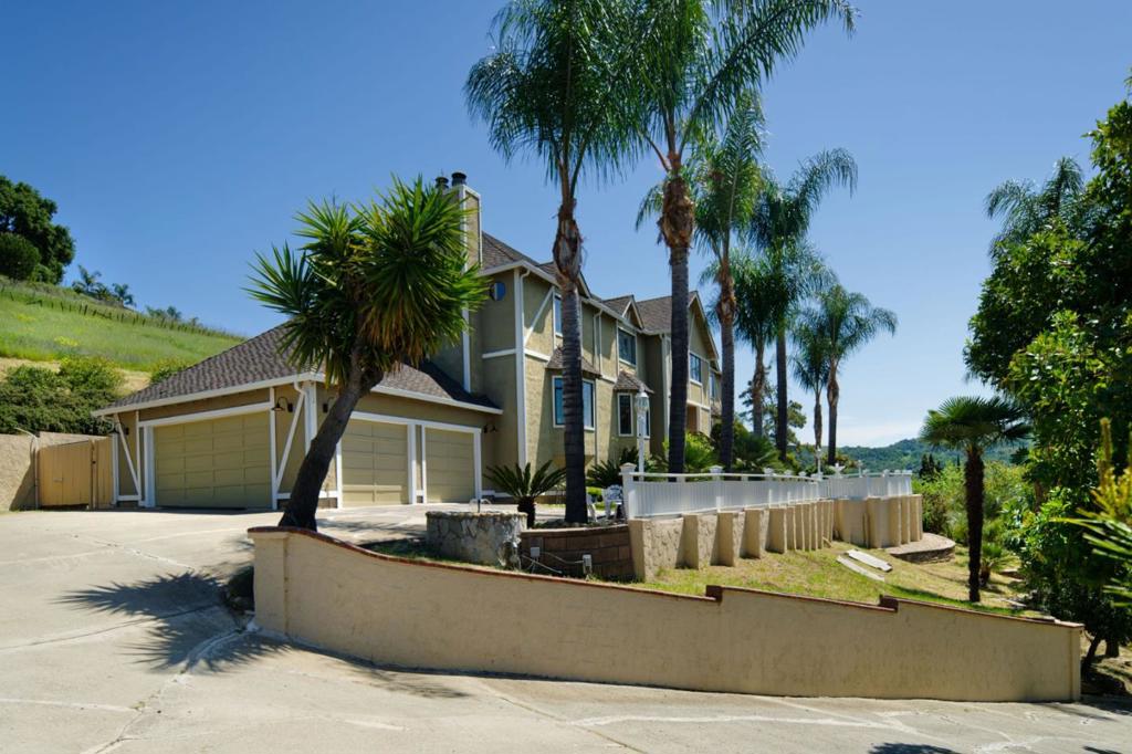 7790 Lost View Road