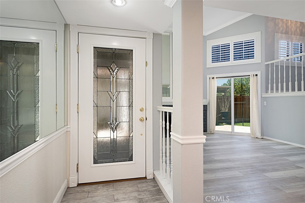 41495 Avenida De La Reina
