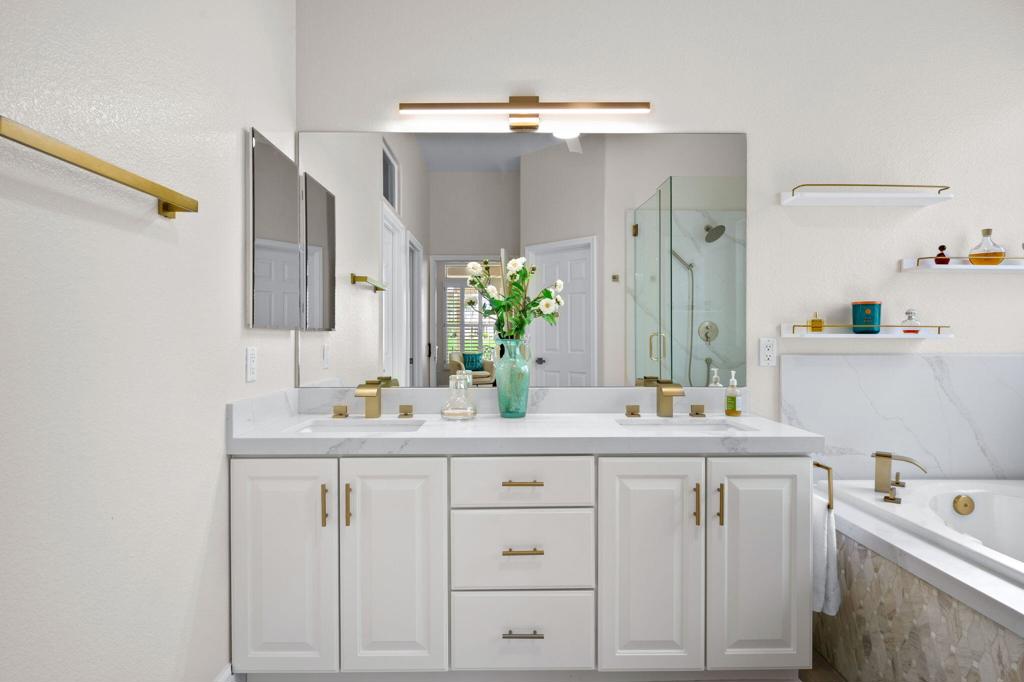 Heritage Palms CC - Residential