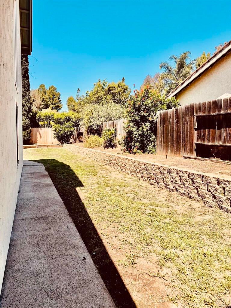14744 Roberto Rio Road