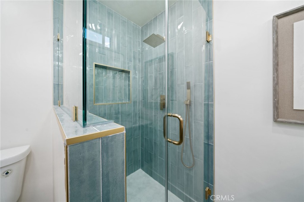 Alamitos Heights (AH) - Residential