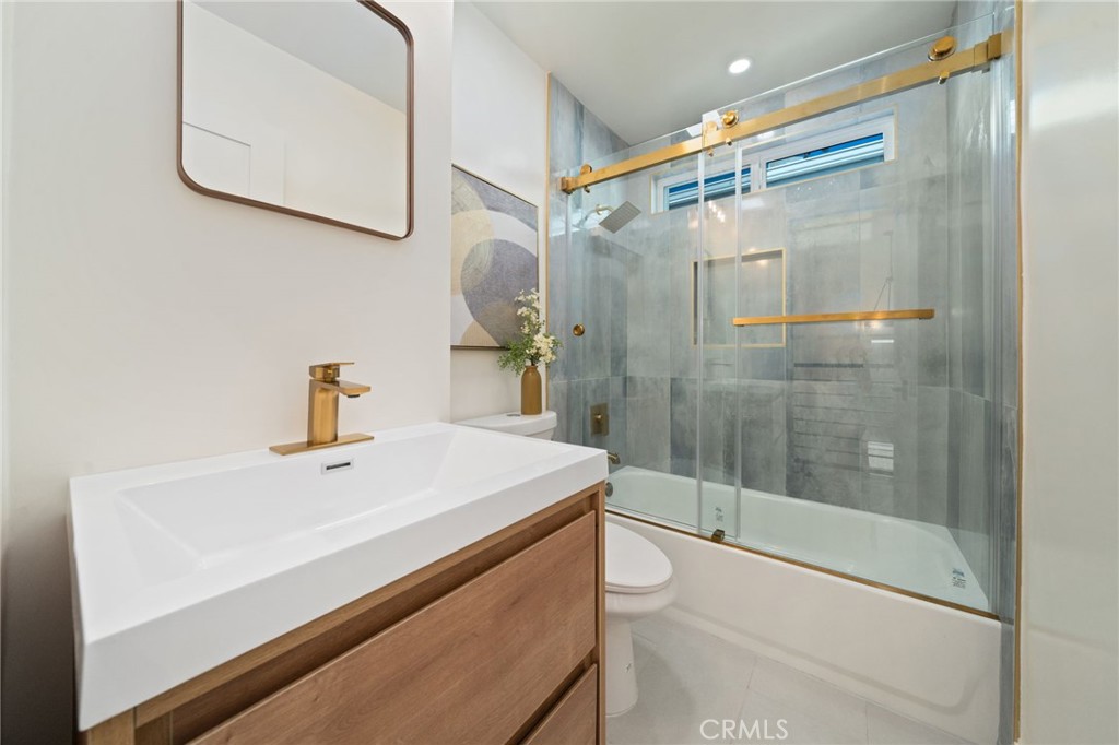 Alamitos Heights (AH) - Residential