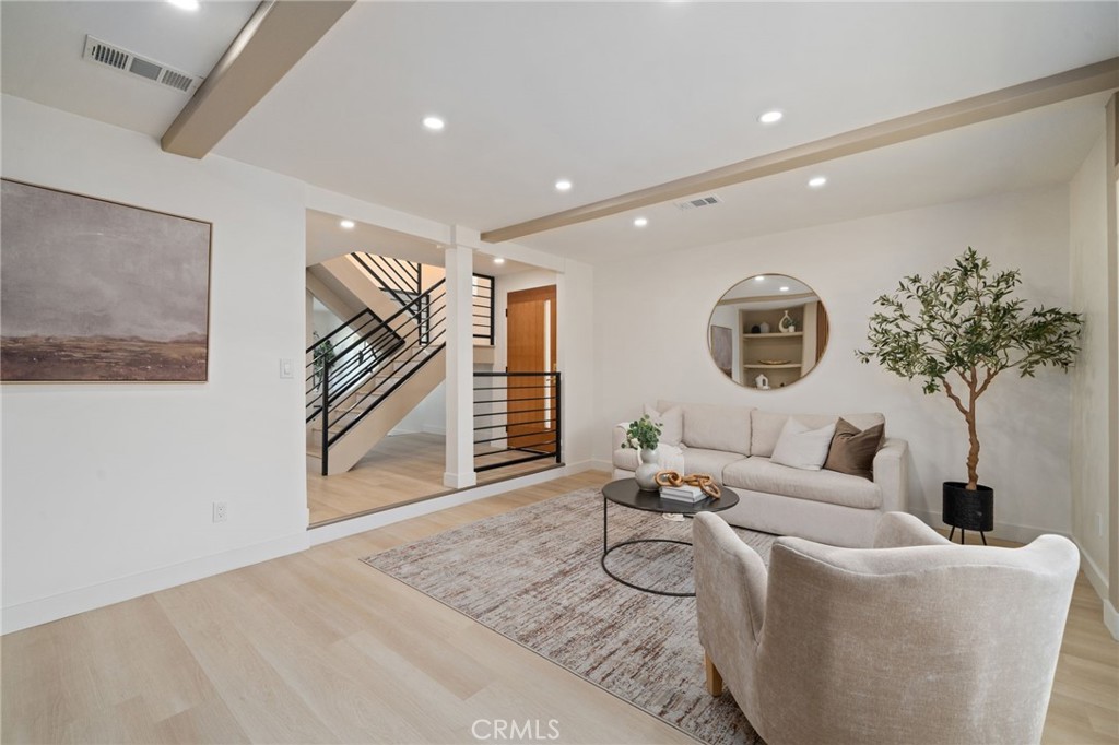 Alamitos Heights (AH) - Residential