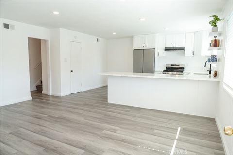 41 Scottsdale S Carson CA 90745