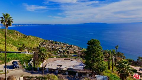 Photo of 20765 Big Rock Drive, Malibu, CA 90265 (MLS # 26644389)