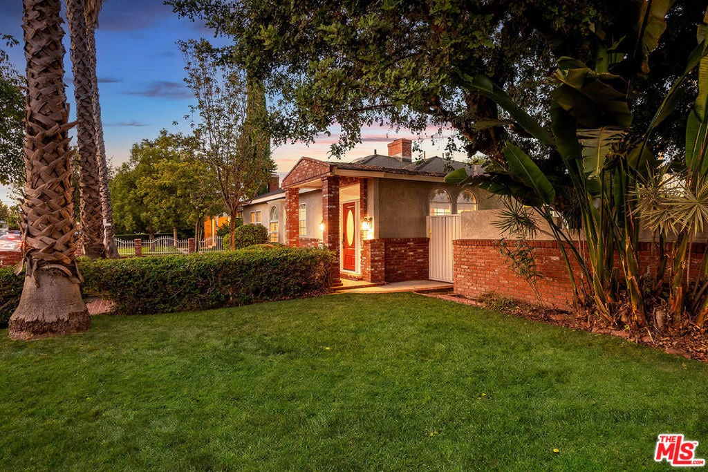 124 N Naomi Street