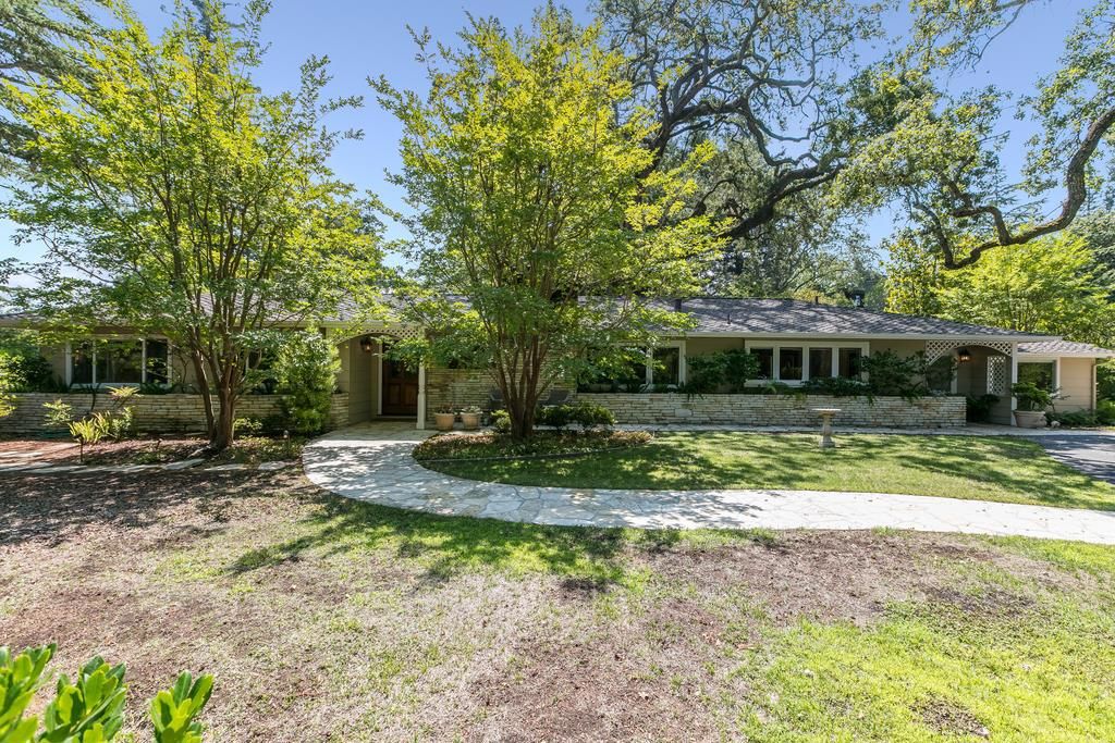 listing image 130727921545077517482