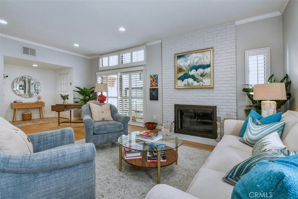 Photo of 14529 Weddington #103, Sherman Oaks, CA 91411 (MLS # SR26013283)