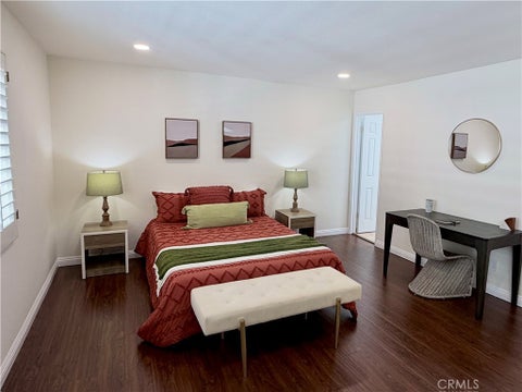 Tiny photo for 1421 12th Street #5, Manhattan Beach, CA 90266 (MLS # IN26185937)