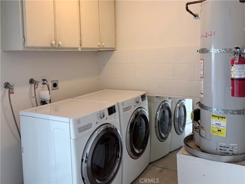 Tiny photo for 1421 12th Street #5, Manhattan Beach, CA 90266 (MLS # IN26185937)