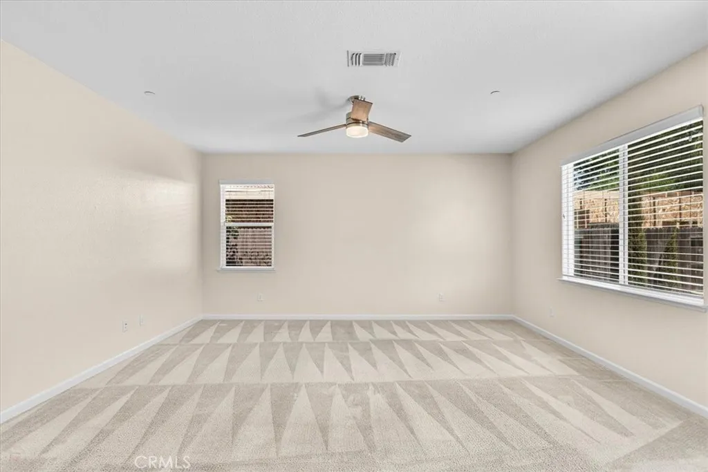 Atwater, California 95301, United States, 4 Bedrooms Bedrooms, ,4 BathroomsBathrooms,Residential,Pending,190568