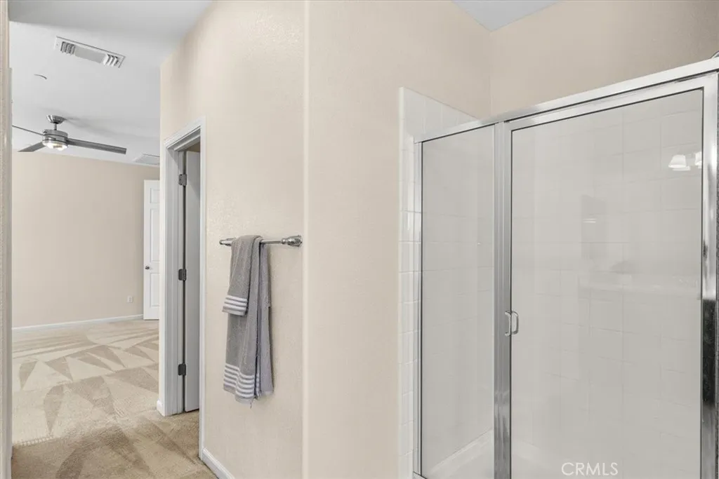 Atwater, California 95301, United States, 4 Bedrooms Bedrooms, ,4 BathroomsBathrooms,Residential,Pending,190568