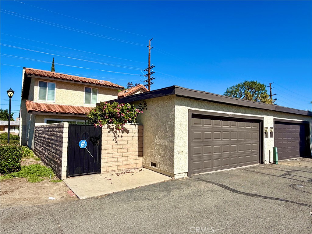 10717 Mountain View Avenue