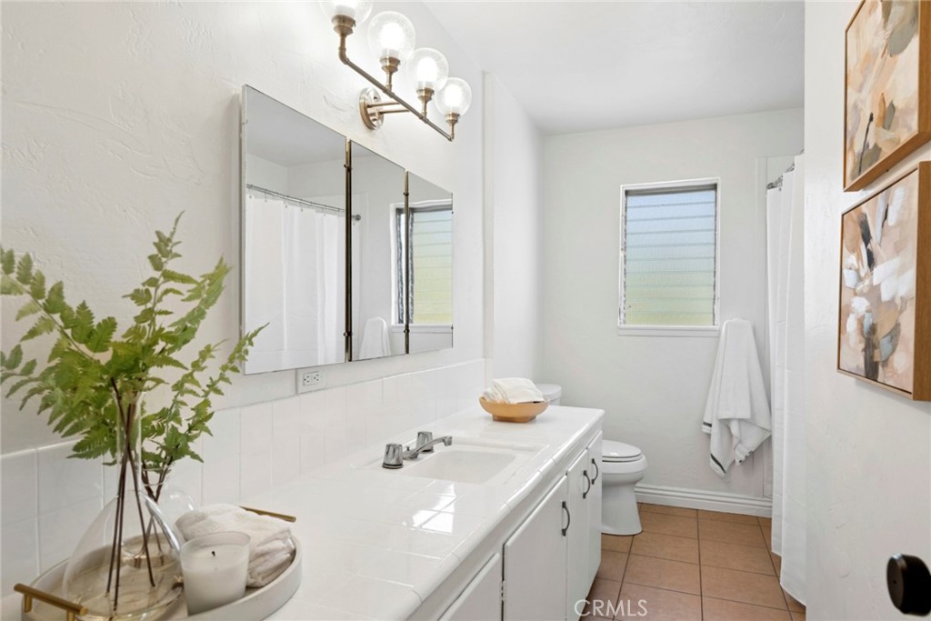 991 Meadowlark Drive, Laguna Beach CA 92651 - Photo 9