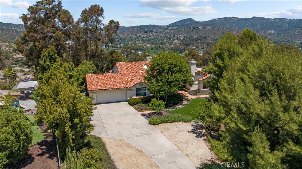 2988 Jesmond Dene Heights Rd