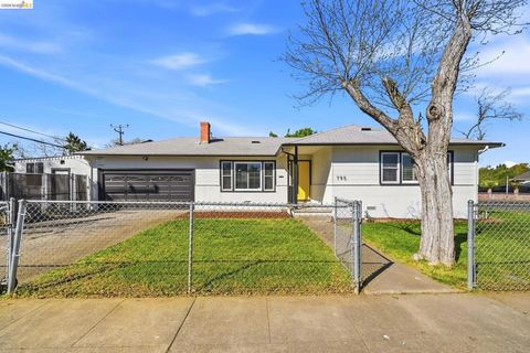 Photo of 795 Rosewood Avenue Ave, Vallejo, CA 94591 (MLS # 41126905)
