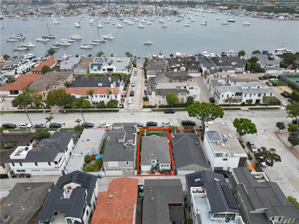 1903 E Balboa Boulevard