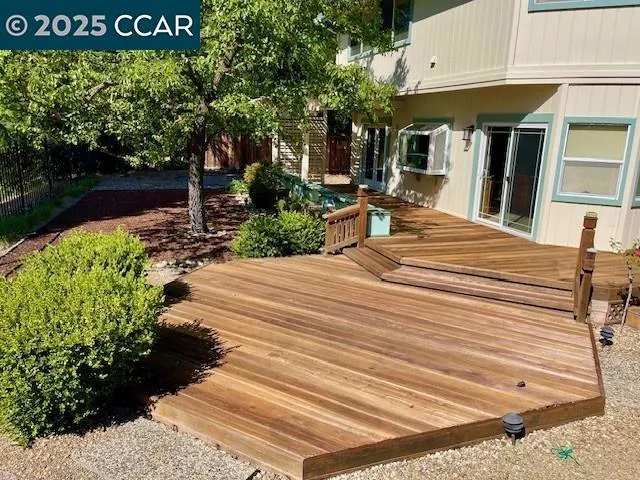 San Ramon, California 94582, United States, 4 Bedrooms Bedrooms, ,3 BathroomsBathrooms,Residential,Active,175435