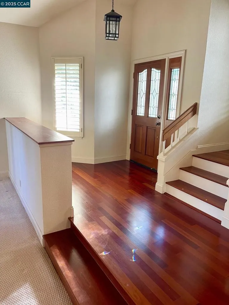 San Ramon, California 94582, United States, 4 Bedrooms Bedrooms, ,3 BathroomsBathrooms,Residential,Active,175435