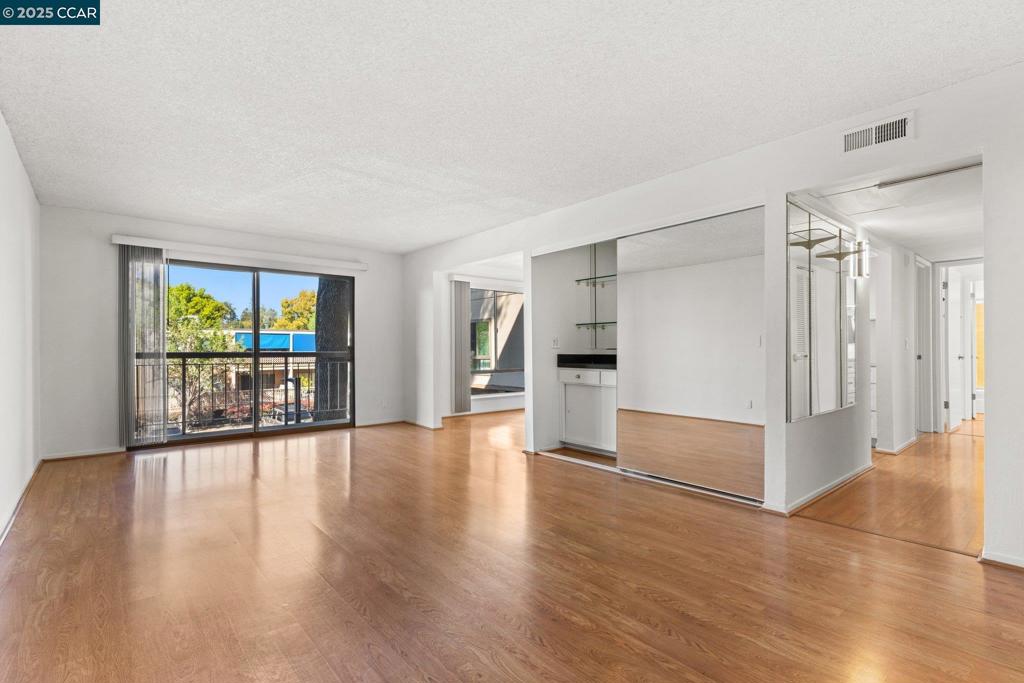 KEYS CONDOS - Residential
