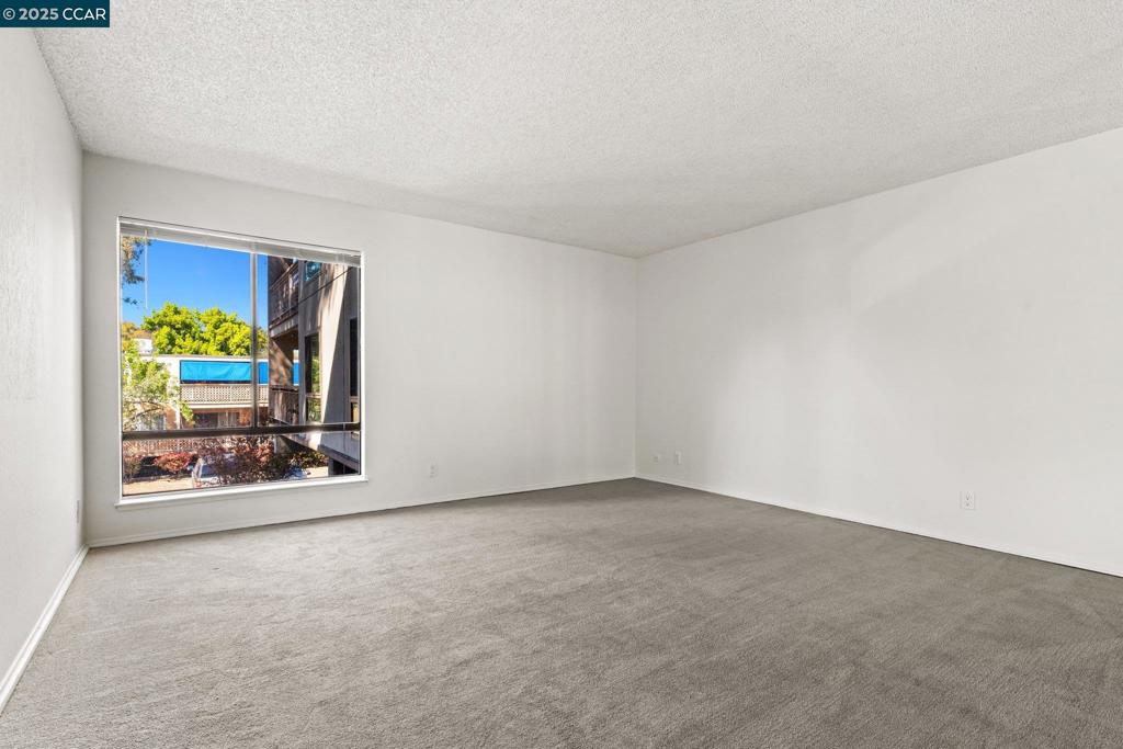 KEYS CONDOS - Residential