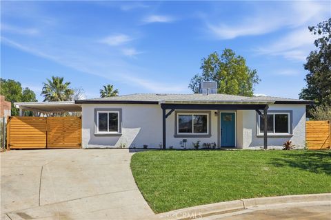 Photo of 3192 Pontiac Ave, Jurupa Valley, CA 92509 (MLS # CV26061419)