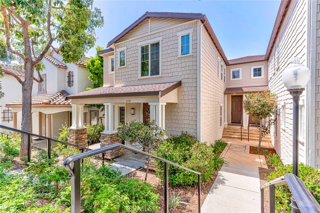 1264 Mcfadden Dr