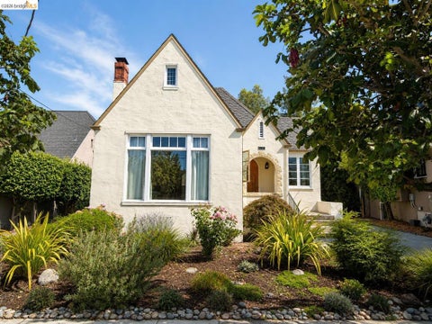 Photo of 790 Cary Dr Dr, San Leandro, CA 94577 (MLS # 41146573)