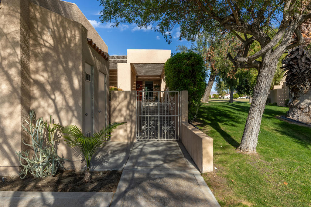 35 Mission Court Court