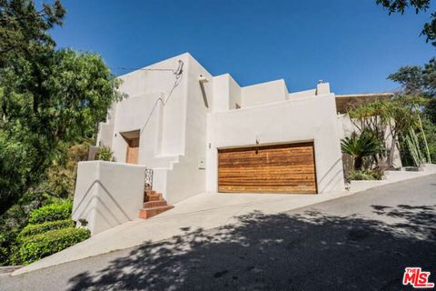 10206 Cielo Drive Beverly Hills CA 90210