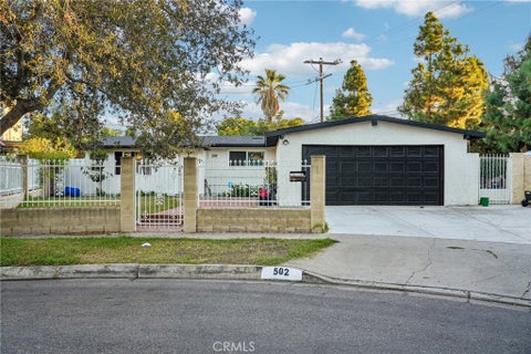 Photo of 502 E Wilshire Ave, Santa Ana, CA 92707 (MLS # OC26222951)