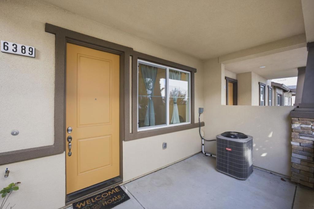 6389 Tawhana Lane