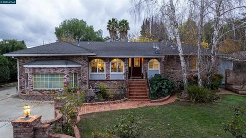 Photo of 4252 El Cerrito Rd Rd, Concord, CA 94518 (MLS # 41120368)